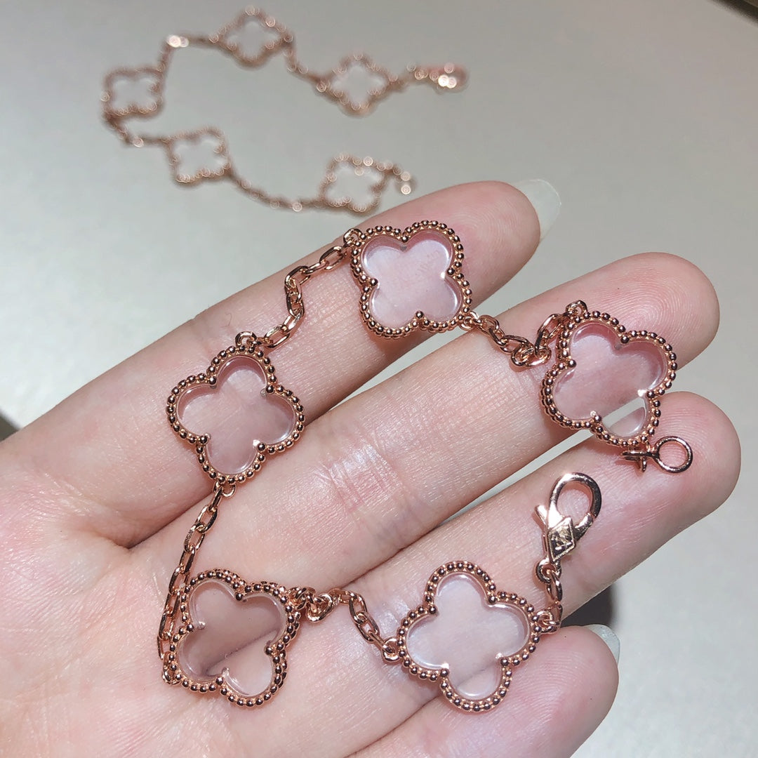 [Charm Aries Jewelry]CLOVER 5 MOTIF ROCK CRYSTAL PINK GOLD BRACELET