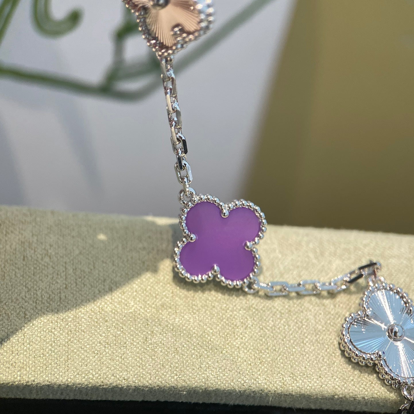 [Charm Aries Jewelry]CLOVER  5 MOTIFS  PURPLE VIOLET BRACELET SILVER