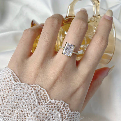 [Charm Aries Jewelry]4.0 Carat Luxurious Engagement Ring