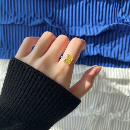 [Charm Aries Jewelry]4.0 Carat Luxurious Engagement Ring