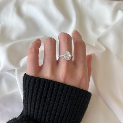 [Charm Aries Jewelry]1.0 Carat Luxurious Resplendent Water Drop Shape Wedding Ring