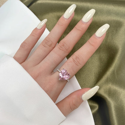 [Charm Aries Jewelry]6.0 Carat Luxurious Sparkling Romantic Heart Cut Lover Ring