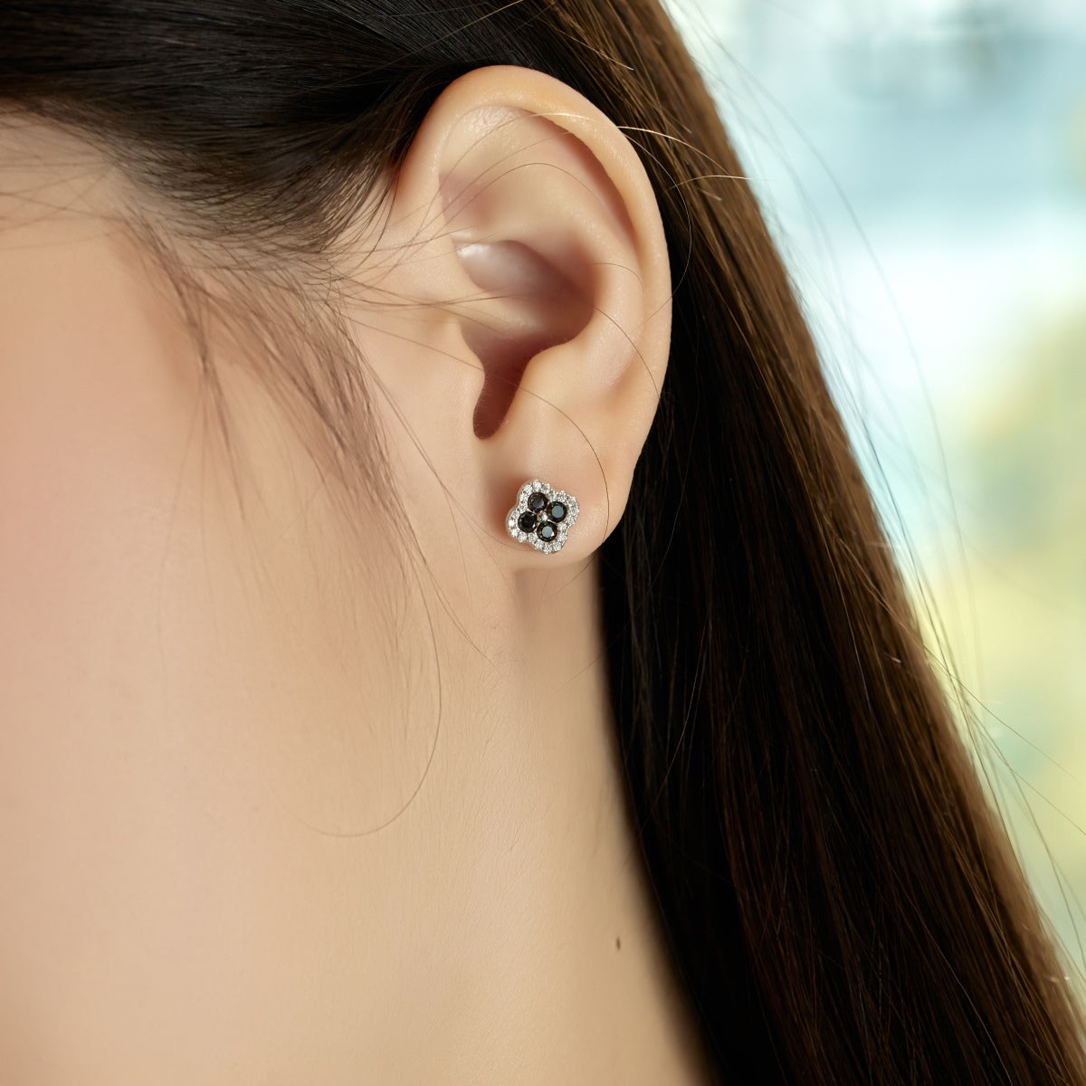 [Charm Aries Jewelry]Four-Leaf Clover Flower Shaped Earrings