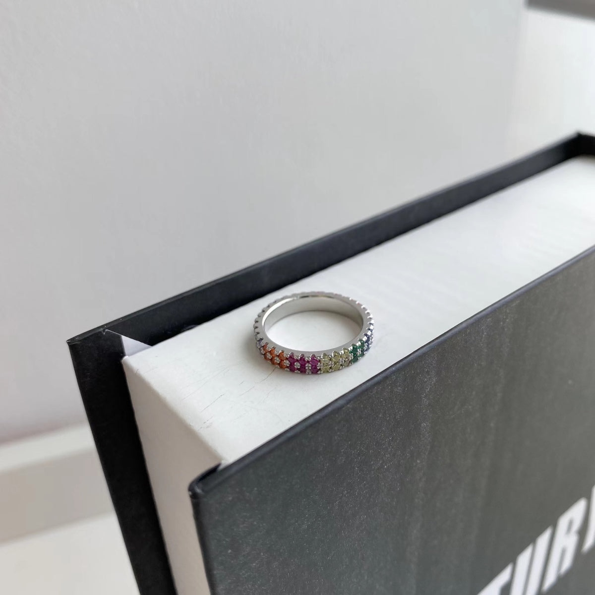 [Charm Aries Jewelry]Unique Colorful Round Cut Tennis Ring