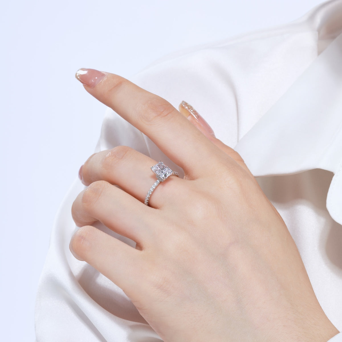 [Charm Aries Jewelry]2.0 Carat Dazzling Sparkling Radiant Cut Party Ring