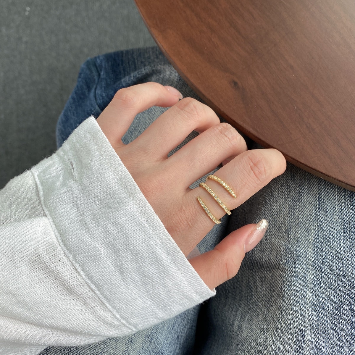 [Charm Aries Jewelry]Unique Vibrant Entangle Daily Ring