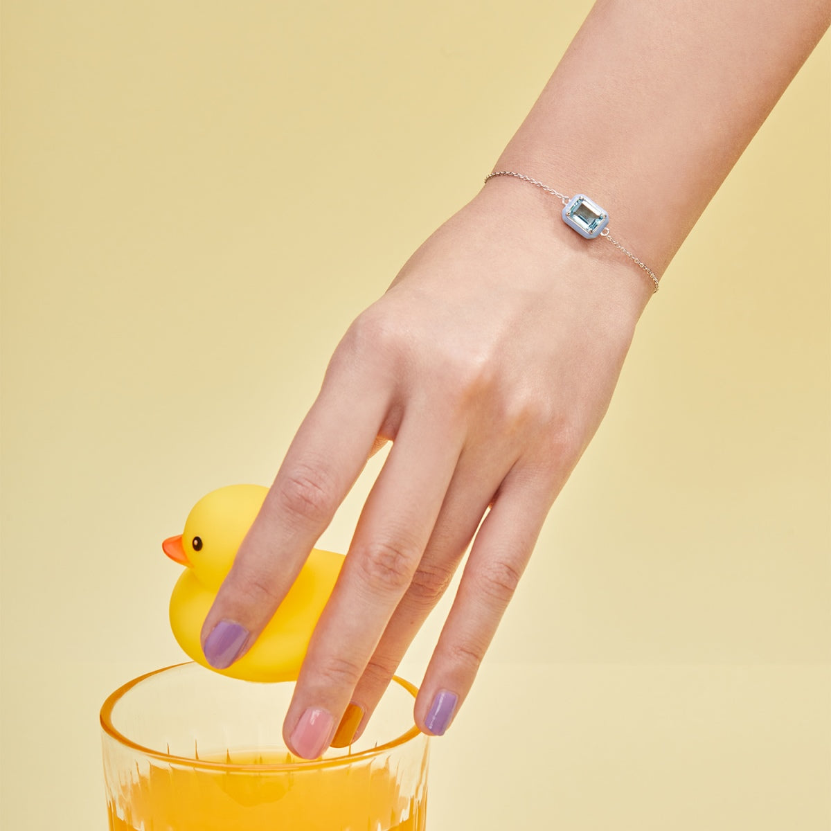 [Charm Aries Jewelry]2.0 Carat Sparkling Colorful Emerald Cut Daily Bracelet