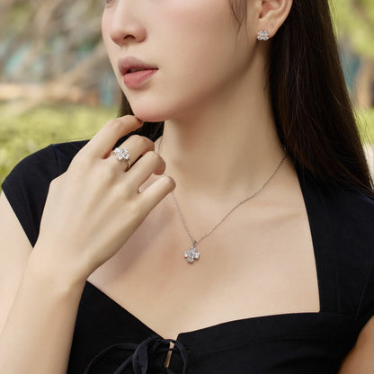 [Charm Aries Jewelry]Heart-Shaped Four-Leaf Clover Bead Necklace
