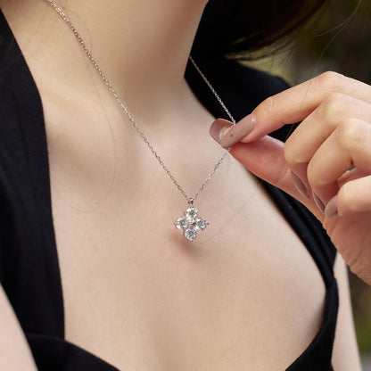 [Charm Aries Jewelry]Four-Leaf Clover And Eight-Pointed Star Necklace