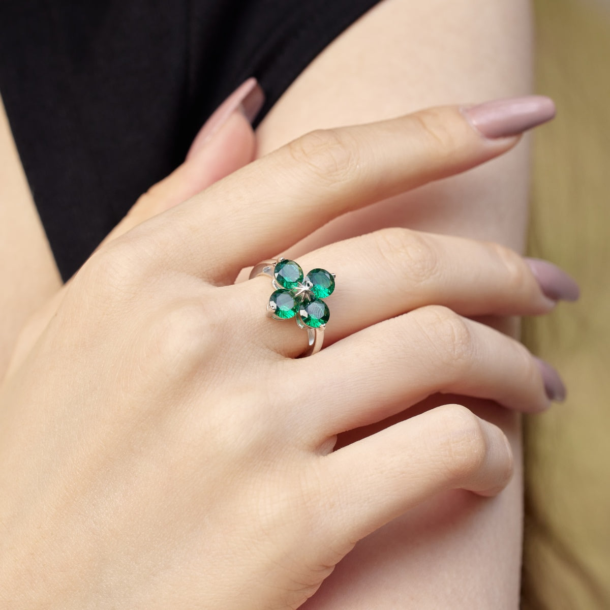 [Charm Aries Jewelry]Four-Leaf Clover Eight-Pointed Star Ring