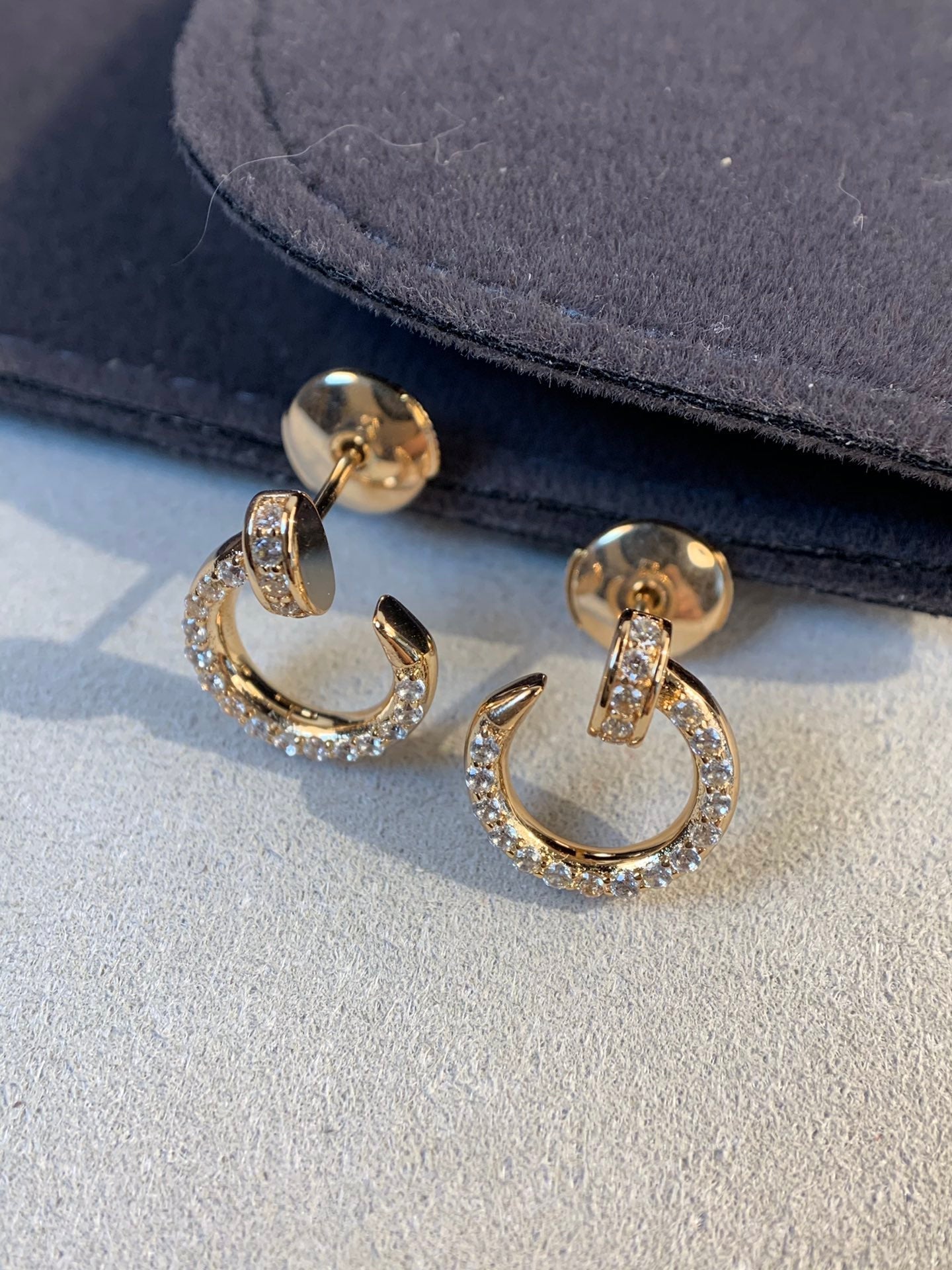 [Charm Aries Jewelry]JUSTE EARRINGS GOLD DIAMONDS