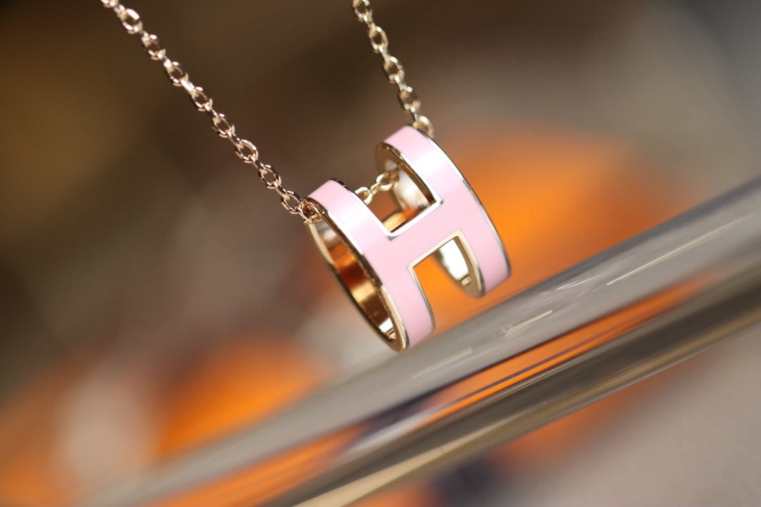 [Charm Aries Jewelry]POP H PEDANT PINK GOLD