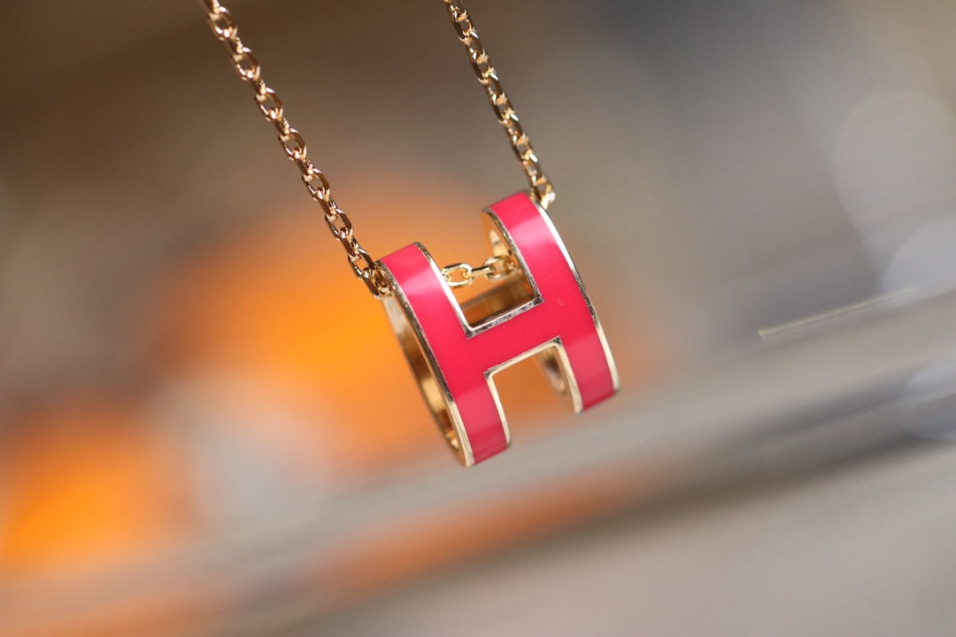[Charm Aries Jewelry]POP H PEDANT PINK GOLD