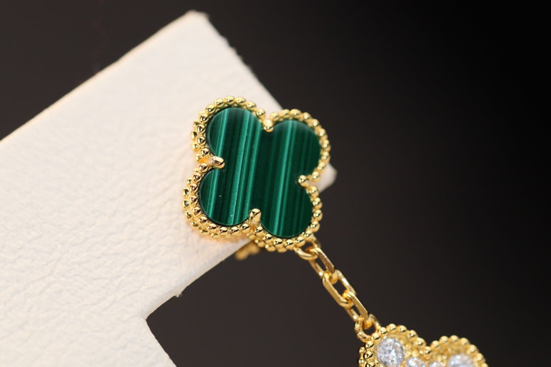 [Charm Aries Jewelry]CLOVER EARRINGS GOLD MALACHITE DIAMOND 3 MOTIF
