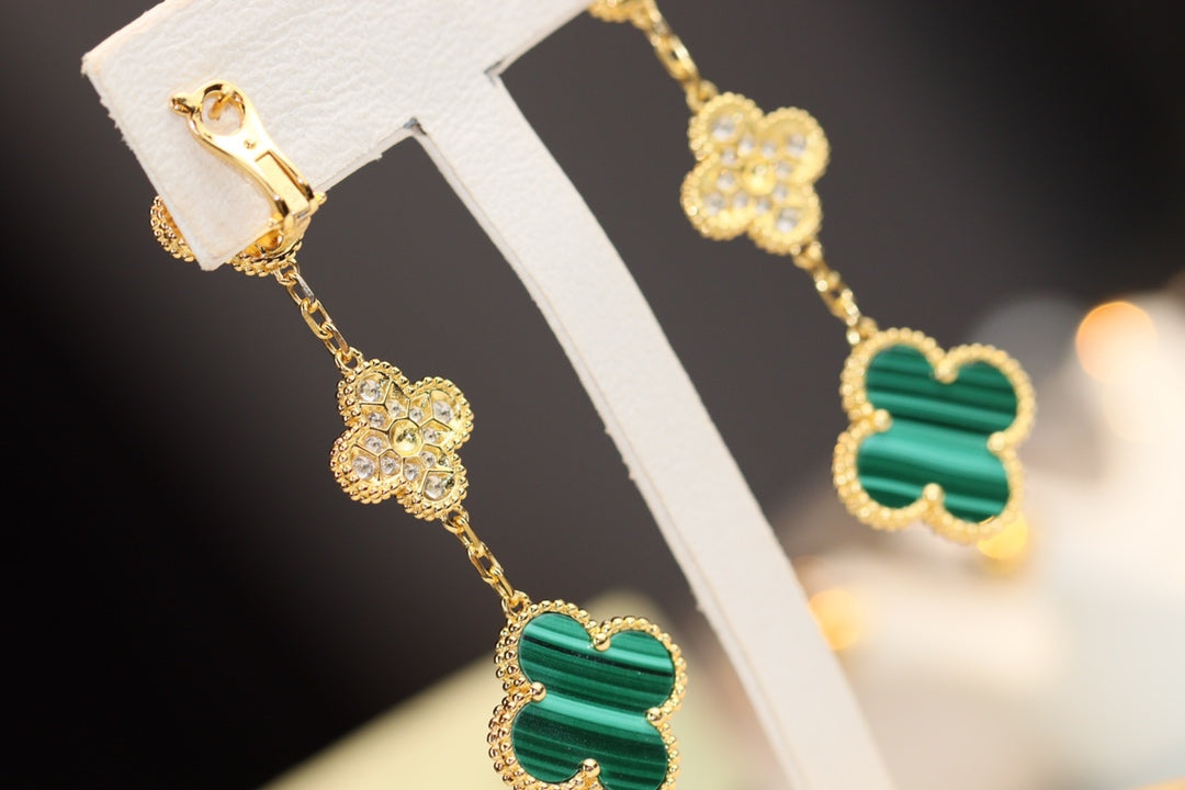 [Charm Aries Jewelry]CLOVER EARRINGS GOLD MALACHITE DIAMOND 3 MOTIF