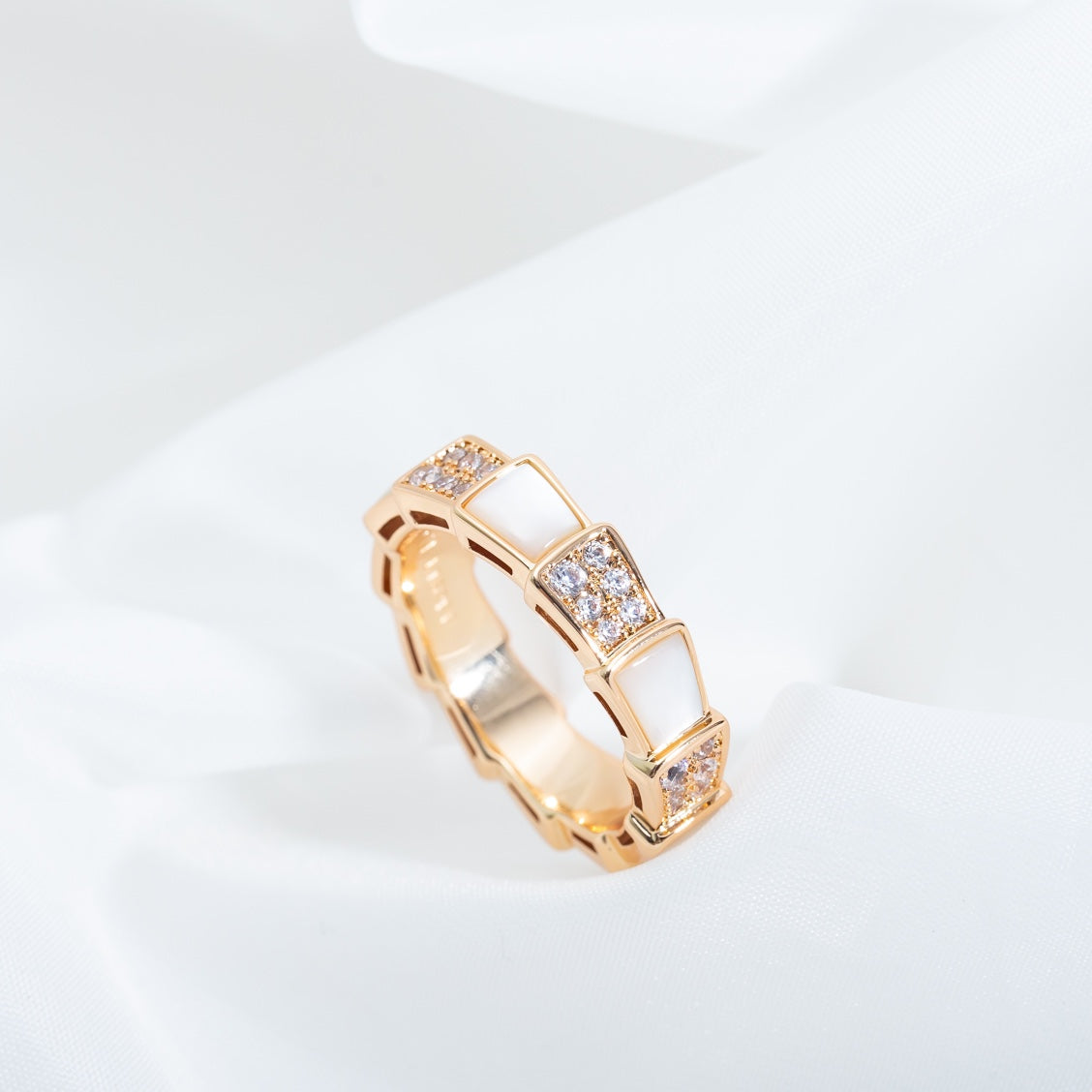 [Charm Aries Jewelry]SERPENTI RING PINK GOLD MOP DIAMOND PAVED 4MM