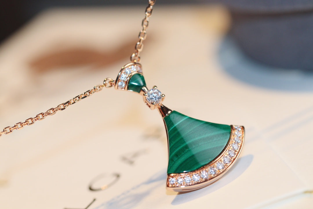 [Charm Aries Jewelry]DREAM NECKLACE MALACHITE DIAMOND