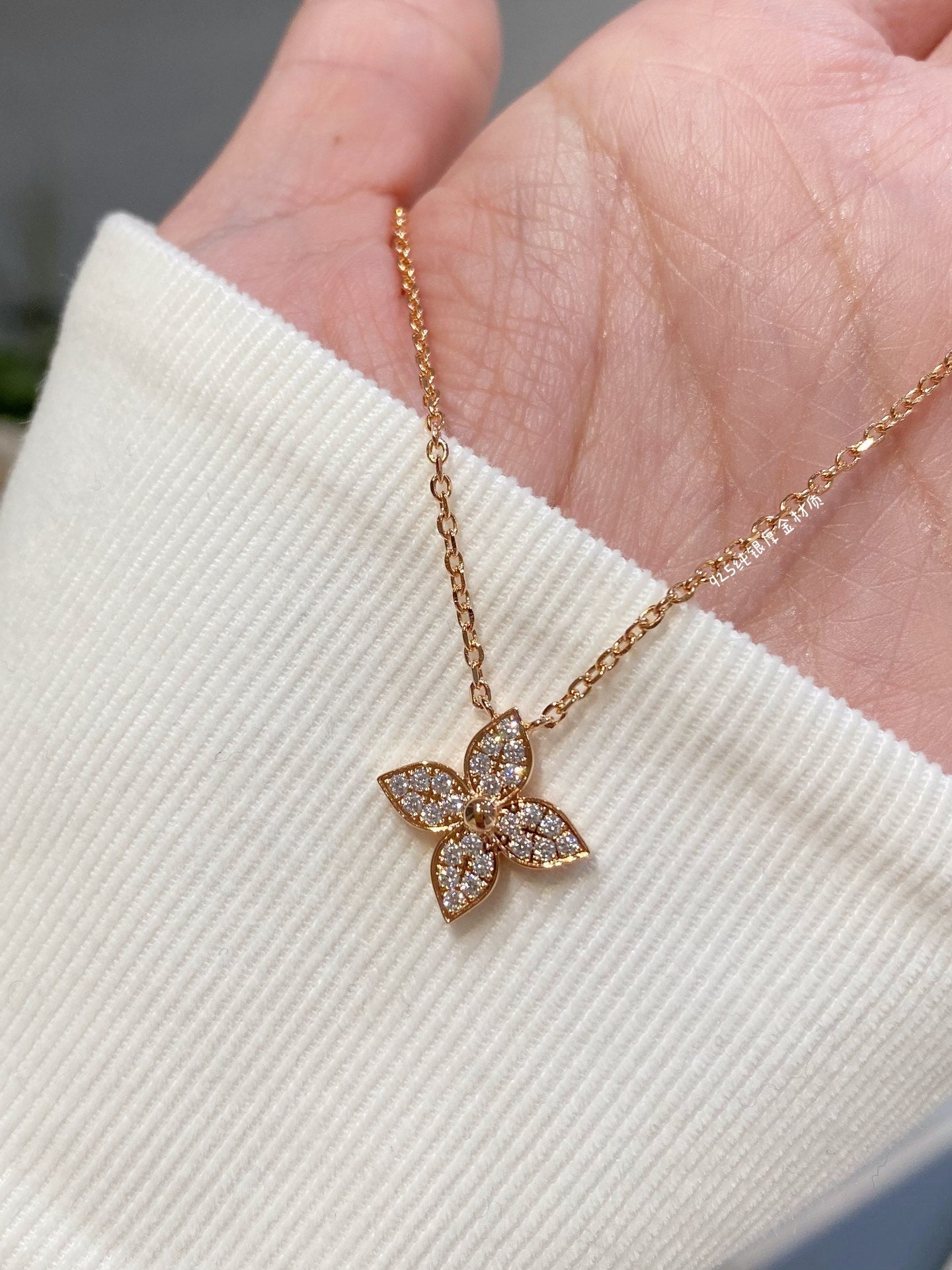 [Charm Aries Jewelry]STAR DIAMOND NECKALCE