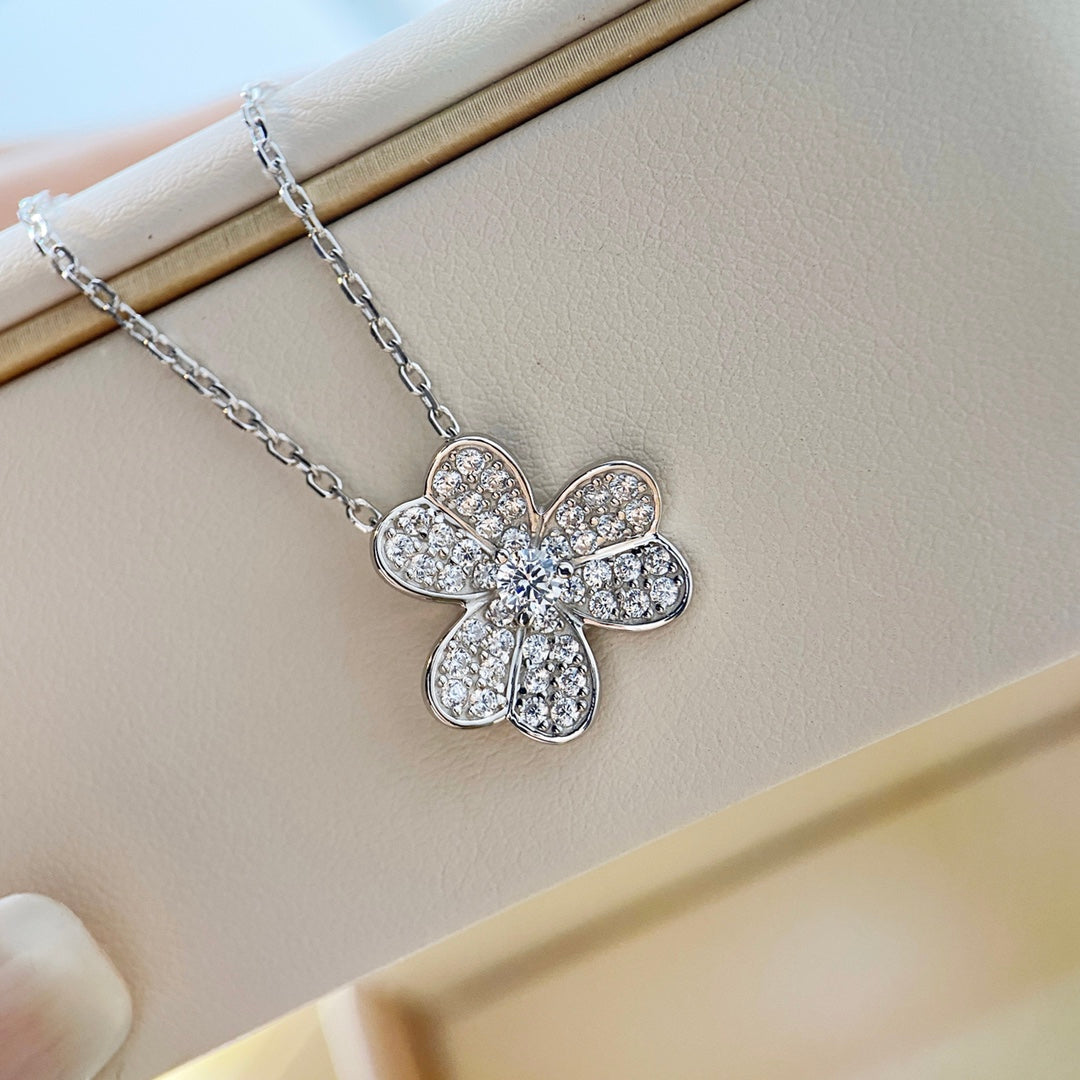 [Charm Aries Jewelry]CLOVER DIAMOND NECKLACE SILVER