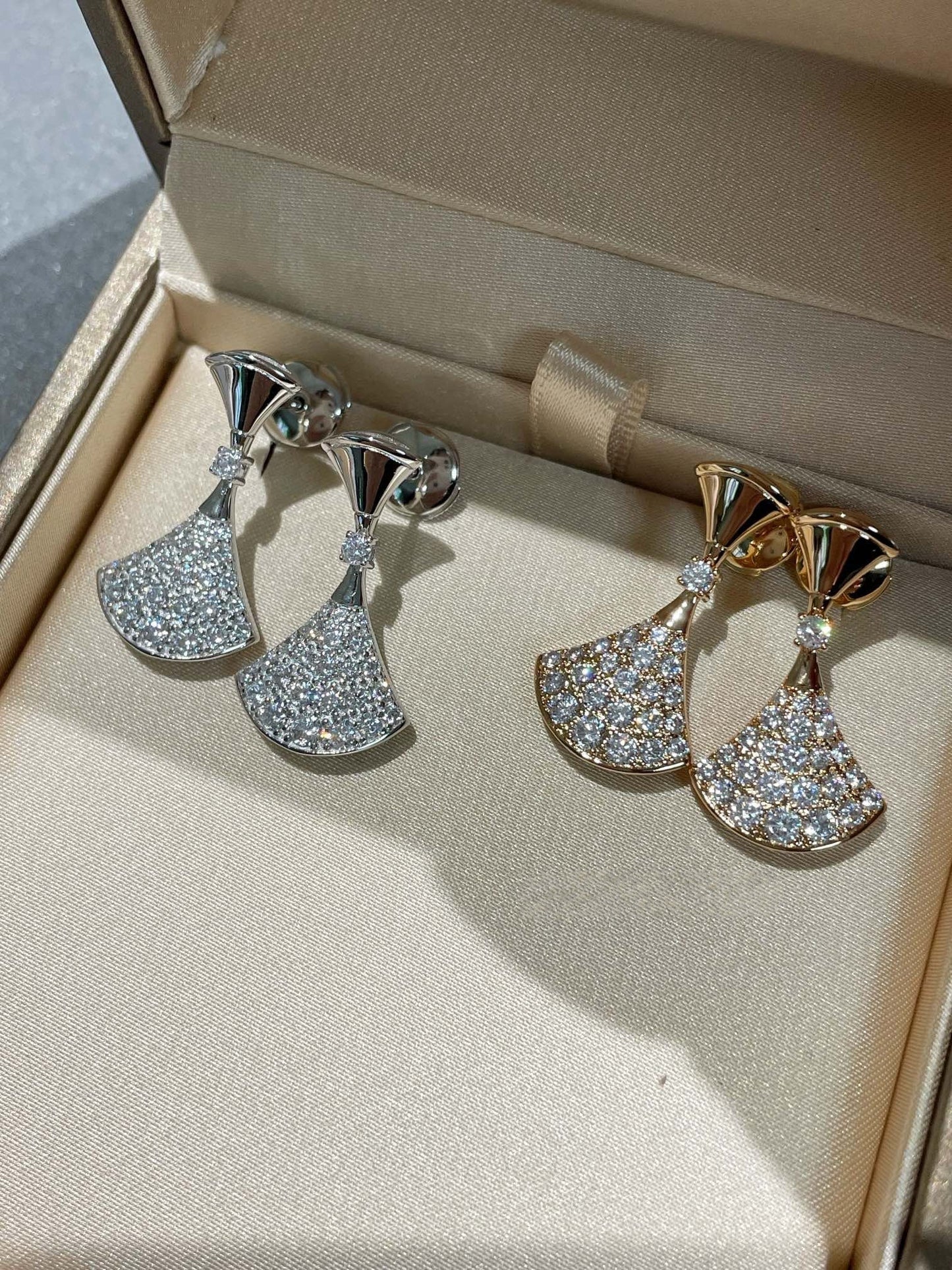 [Charm Aries Jewelry]DREAM EARRINGS DIAMOND