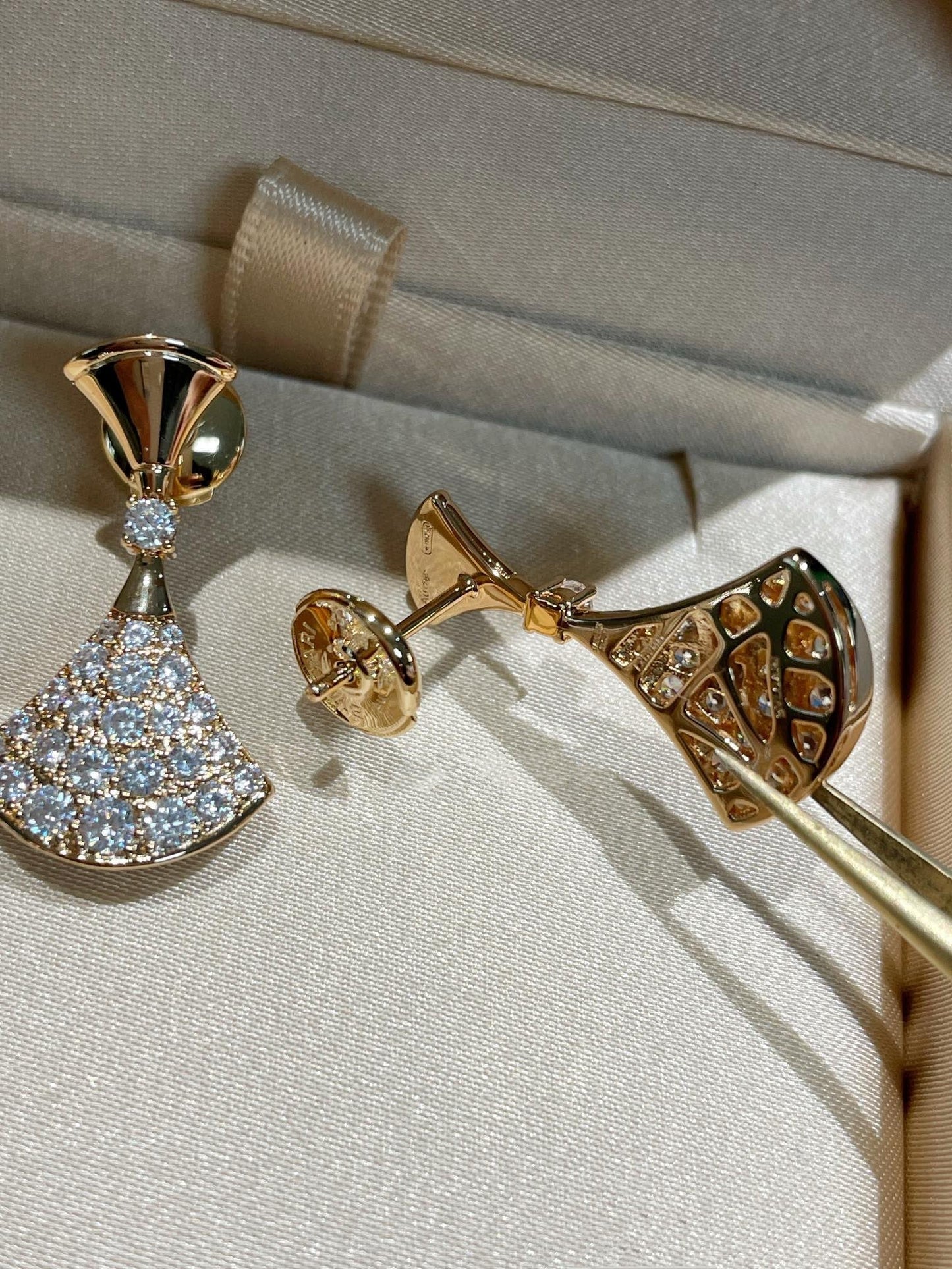[Charm Aries Jewelry]DREAM EARRINGS DIAMOND