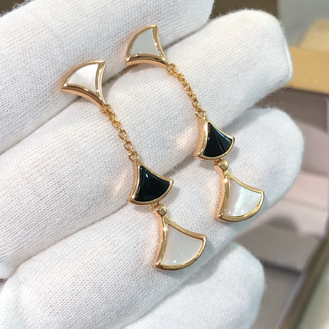 [Charm Aries Jewelry]DREAM EARRINGS 3 MOTIFS ONYX MOP PINK GOLD