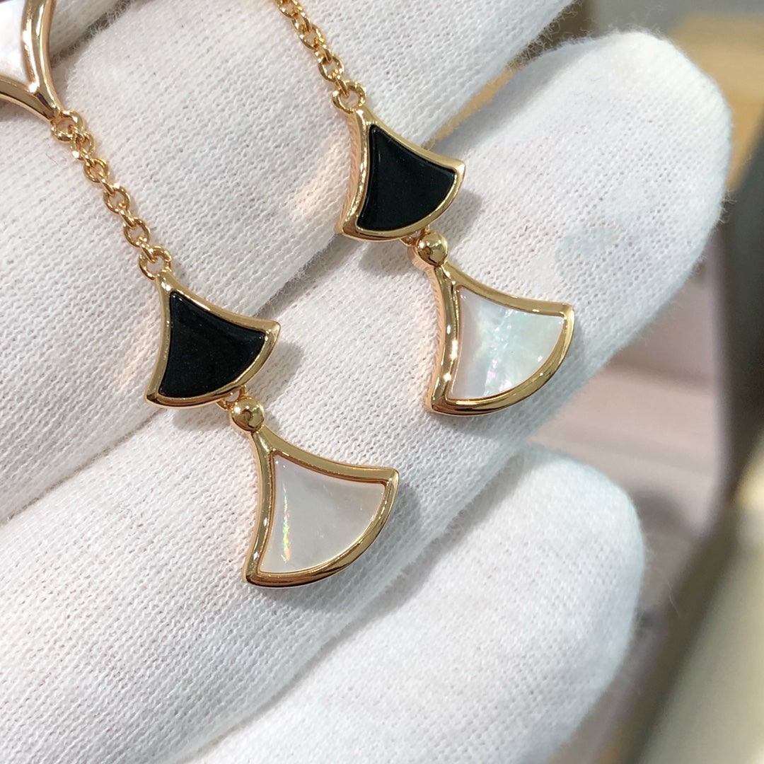 [Charm Aries Jewelry]DREAM EARRINGS 3 MOTIFS ONYX MOP PINK GOLD