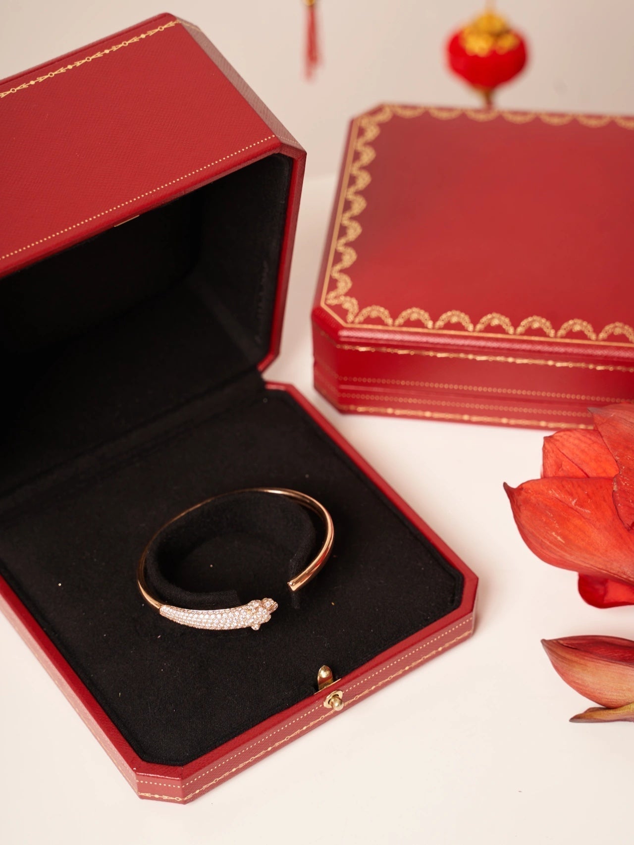 [Charm Aries Jewelry]PANTHERE ROSE GOLD DIAMOND OPEN BRACELET