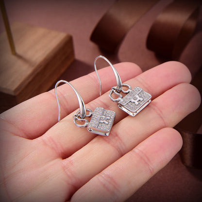 [Charm Aries Jewelry]KELLY DIAMOND EARRINGS