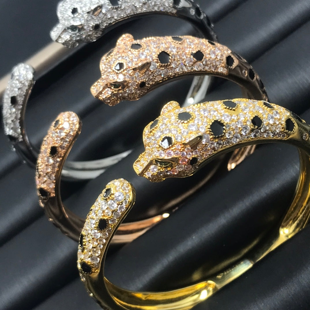 [Charm Aries Jewelry]PANTHERE BIG BRACELET DIAMONDS
