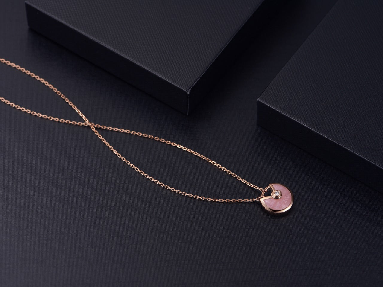 [Charm Aries Jewelry]AMULETTE ROSE GOLD PINK MOP NECKLACE