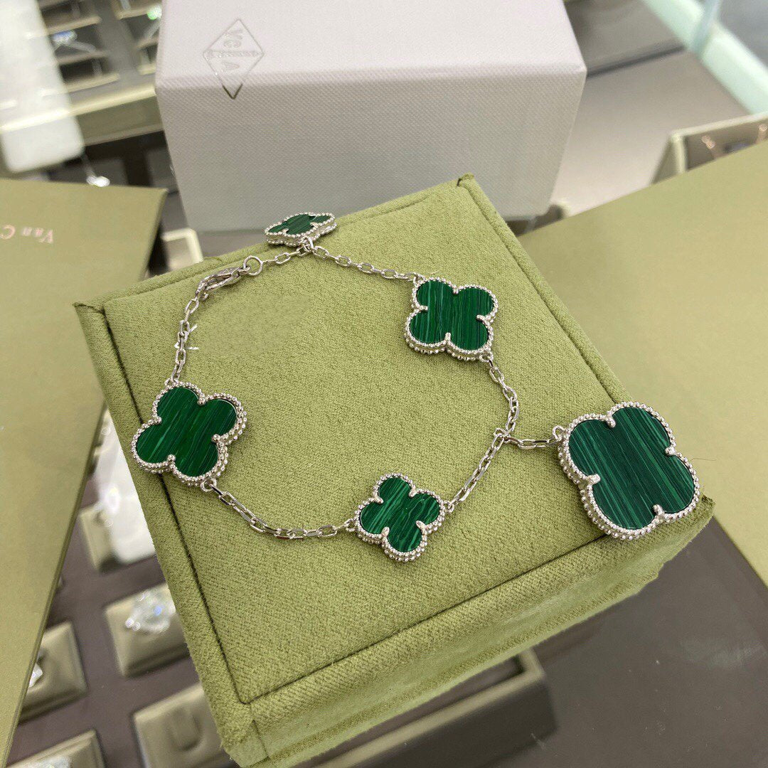 [Charm Aries Jewelry]CLOVER 5 MOTIFS SIVLER MALACHITE BRACELET