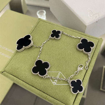 [Charm Aries Jewelry]CLOVER 5 MOTIFS SIVLER ONYX BRACELET