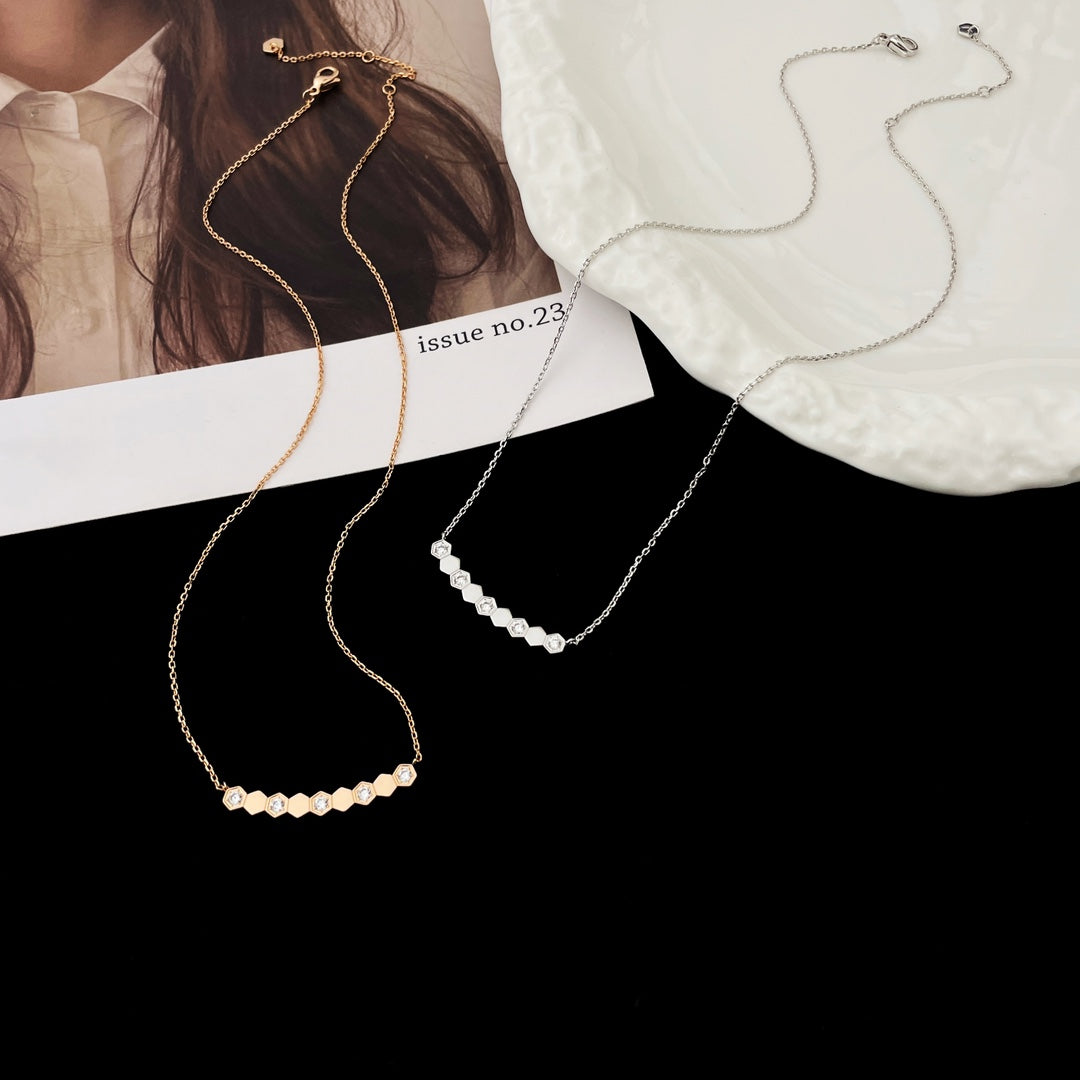 [Charm Aries Jewelry]BEE MY LOVE DIAMOND NECKLACE
