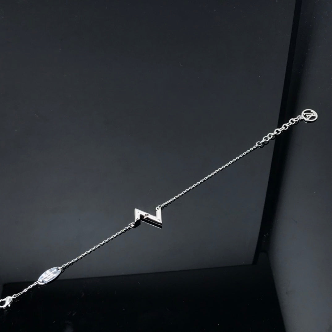 [Charm Aries Jewelry]VOLT LV LOGO BRACELET