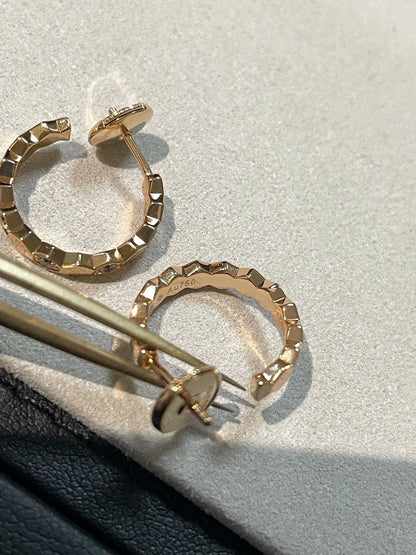 [Charm Aries Jewelry]Hollow Design Four-Leaf Clover Flower Shape Ring