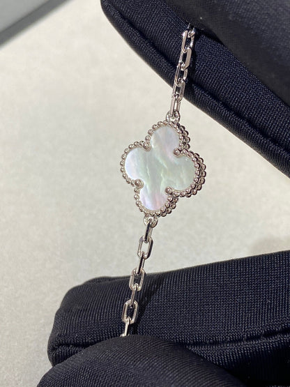 [Charm Aries Jewelry]CLOVER SILVER MOP 5 MOTIF BRACELET