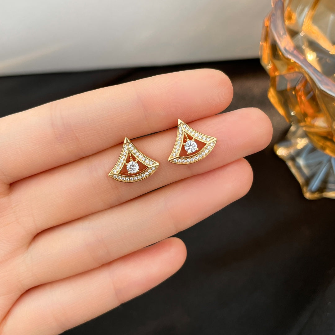 [Charm Aries Jewelry]DREAM MINI DIAMOND STUD EARRINGS