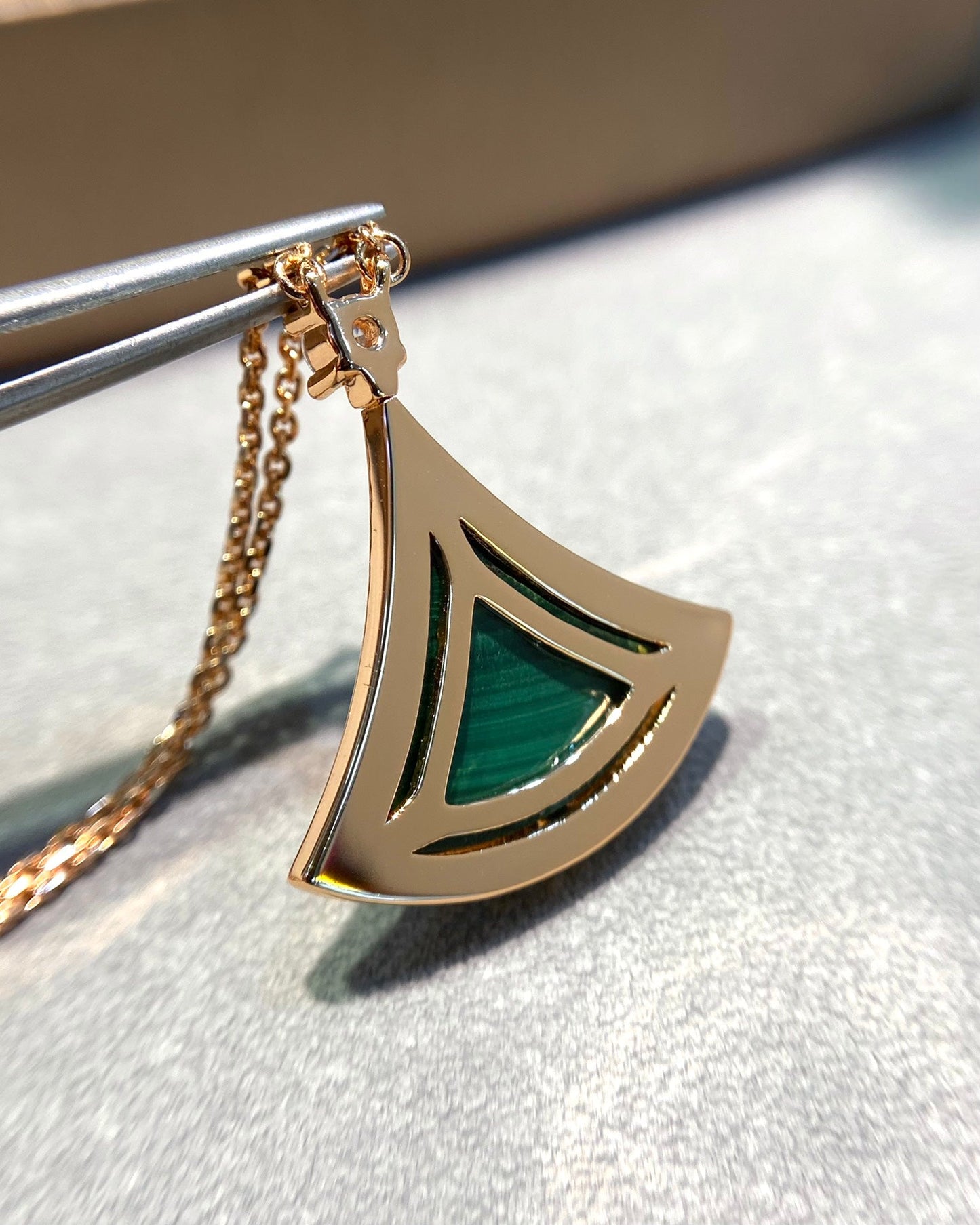 [Charm Aries Jewelry]DREAM MALACHITE DIAMOND PAVED PINK GOLD NECKLACE