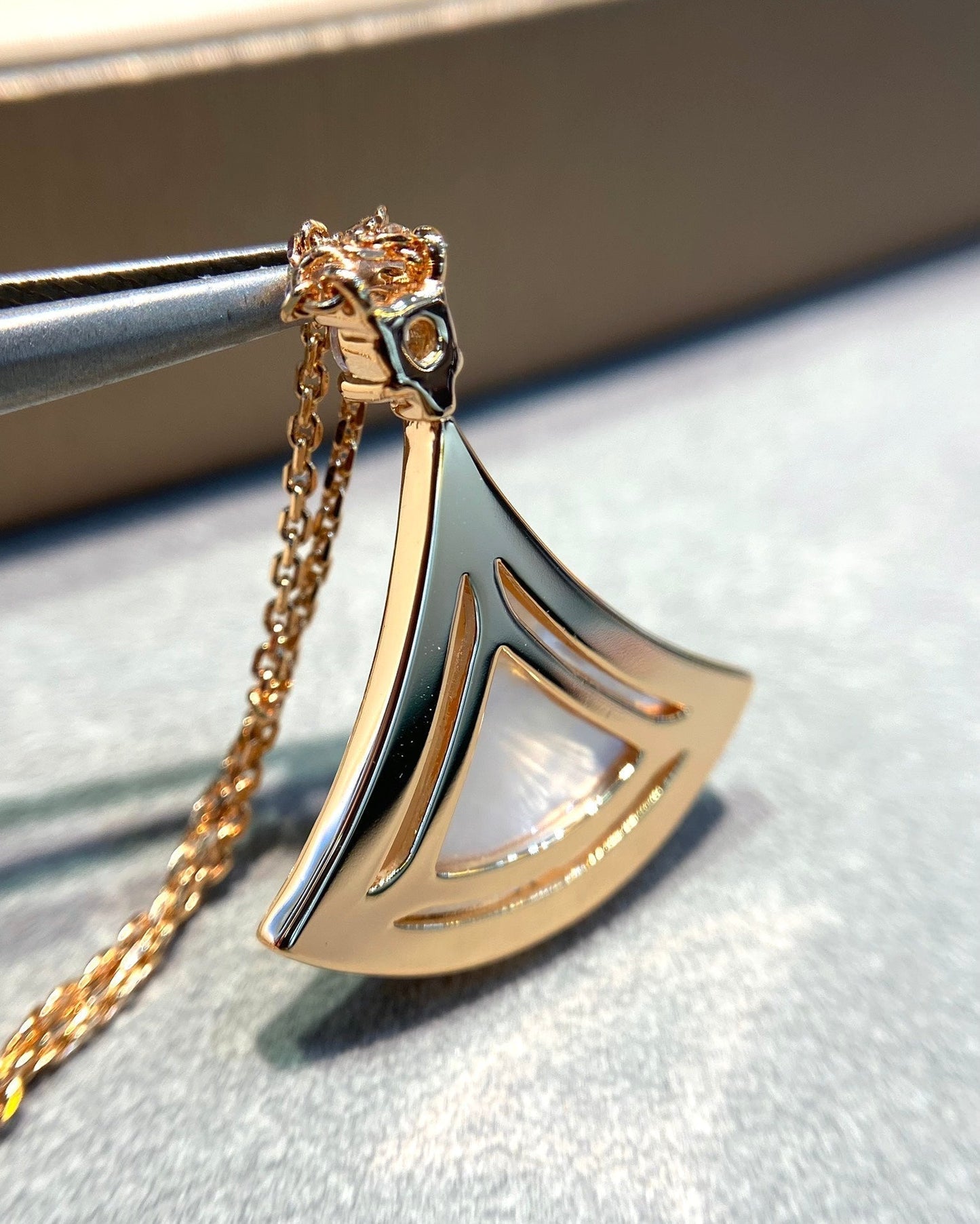 [Charm Aries Jewelry]DREAM MOP DIAMOND PAVED PINK GOLD NECKLACE