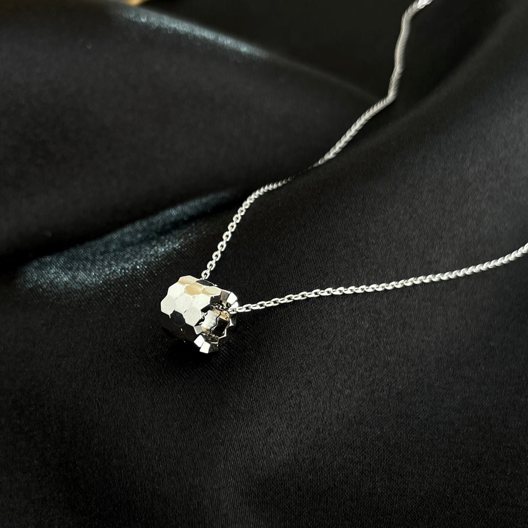 [Charm Aries Jewelry]BEE MINI NECKLACE