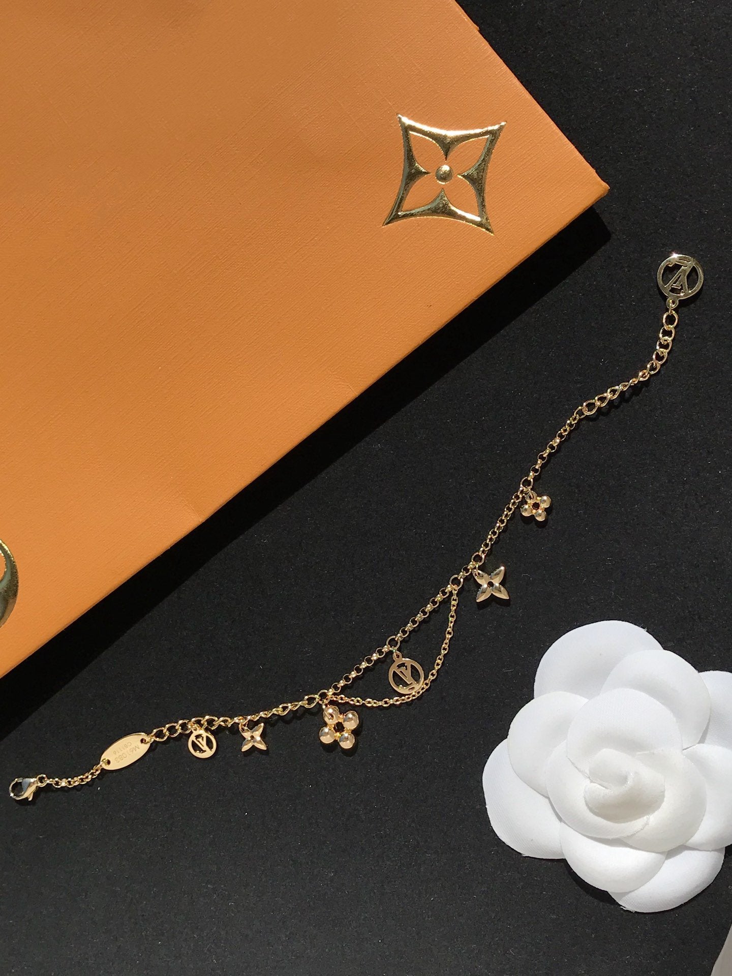 [Charm Aries Jewelry]BLOOMING PINK GOLD MOP BRACELET