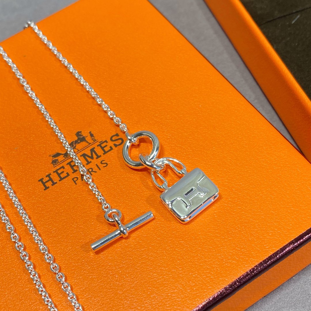[Charm Aries Jewelry]CONSTANCE PEDANT SILVER NECKLACE