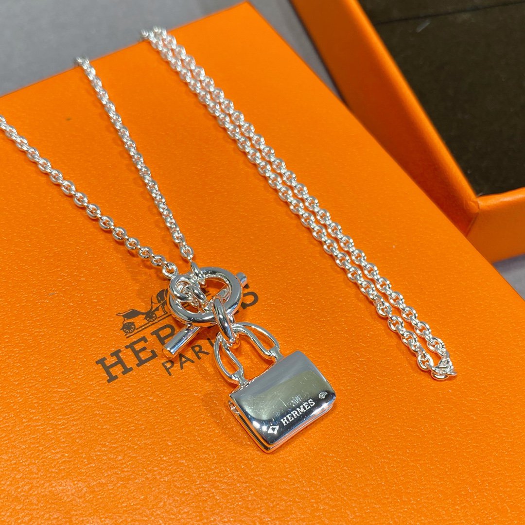 [Charm Aries Jewelry]CONSTANCE PEDANT SILVER NECKLACE