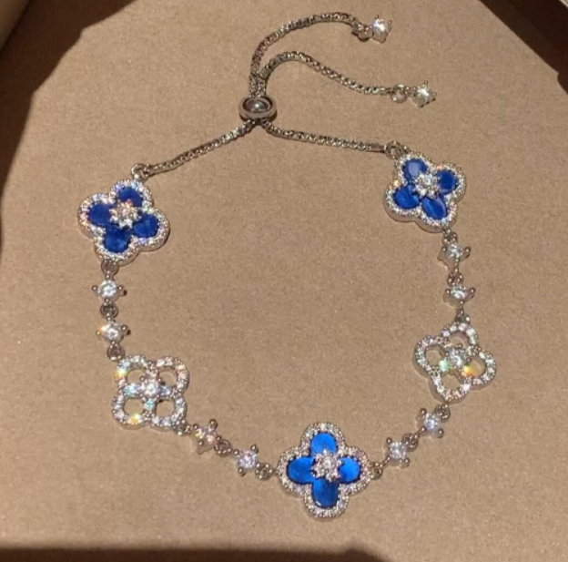 [Charm Aries Jewelry]CLOVER 5 MOTIF PINK BLUE RED WHITE BRACELET