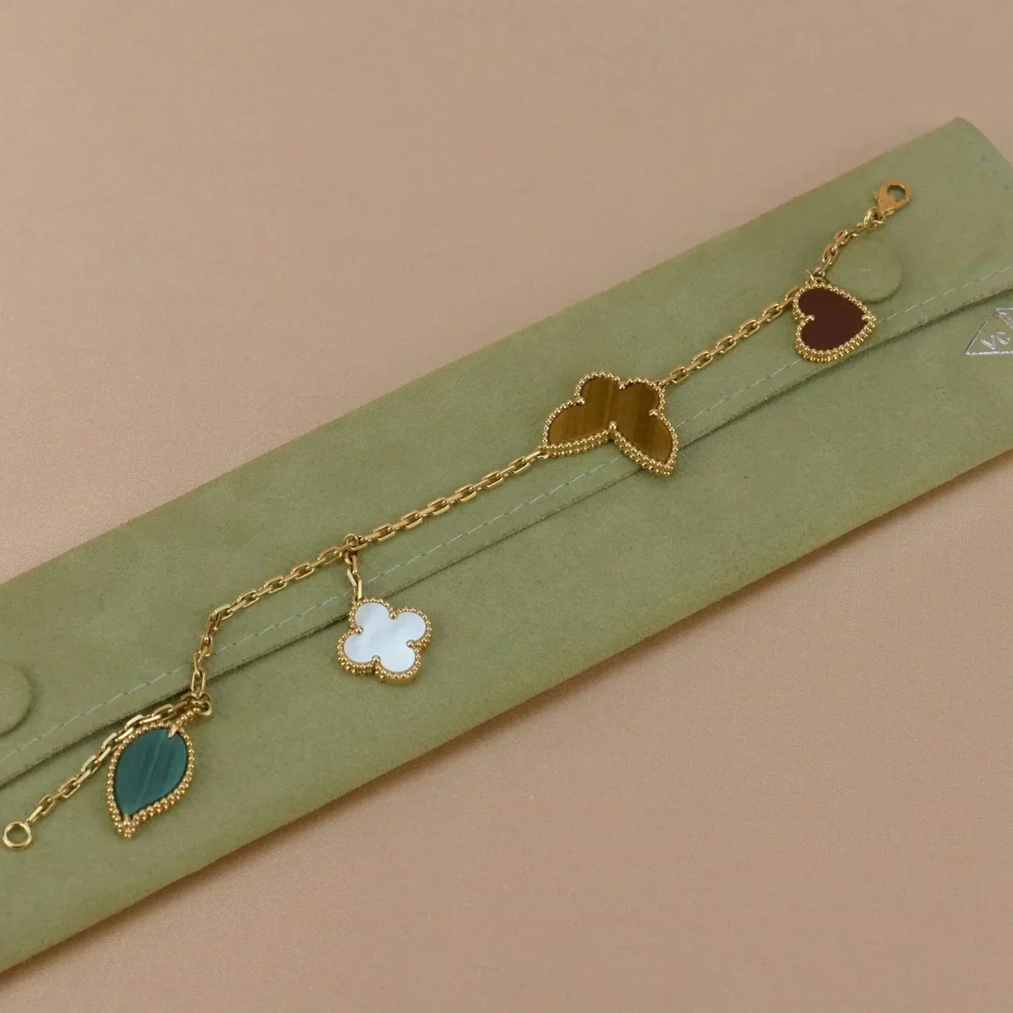 [Charm Aries Jewelry]LUCKY SPRING 5 MOTIF GOLD BRACELET