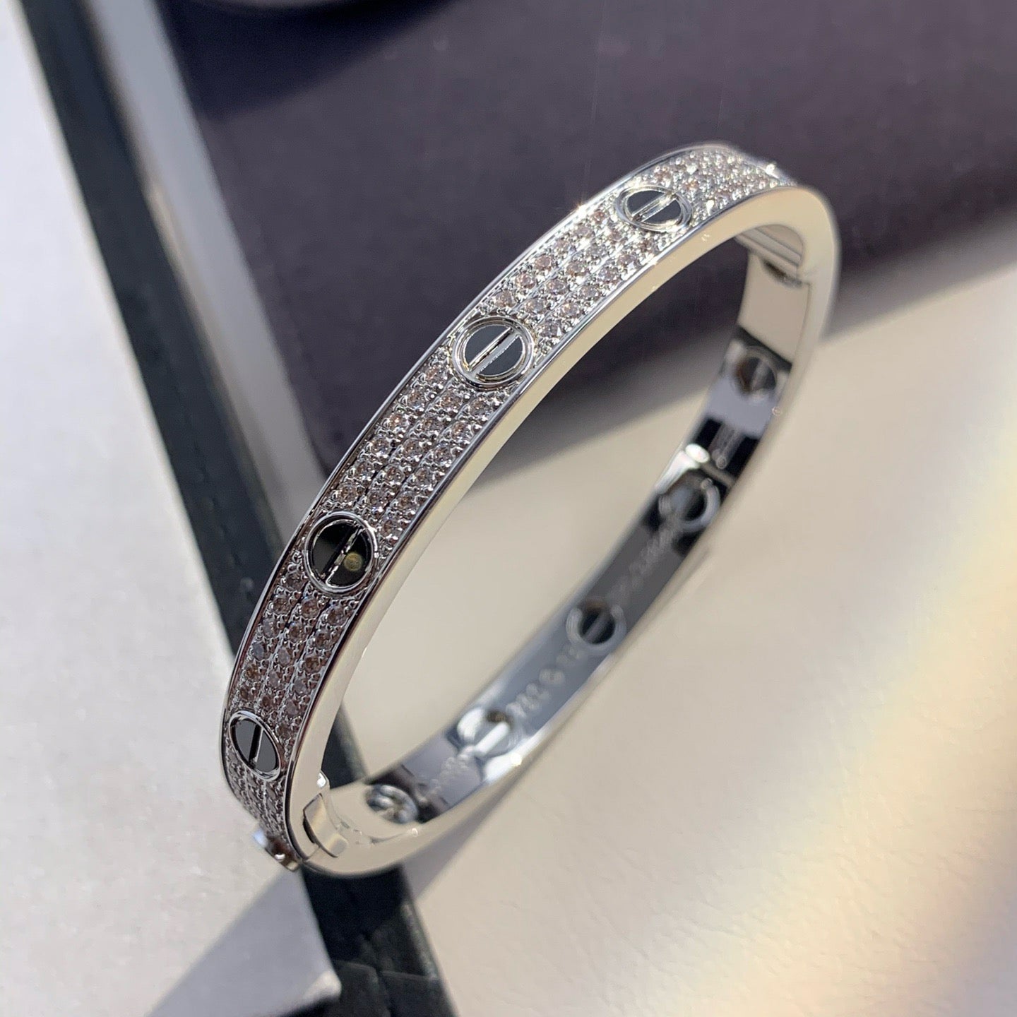 [Charm Aries Jewelry]LOVE BRACELET 6.1MM DIAMOND-PAVED CERAMIC