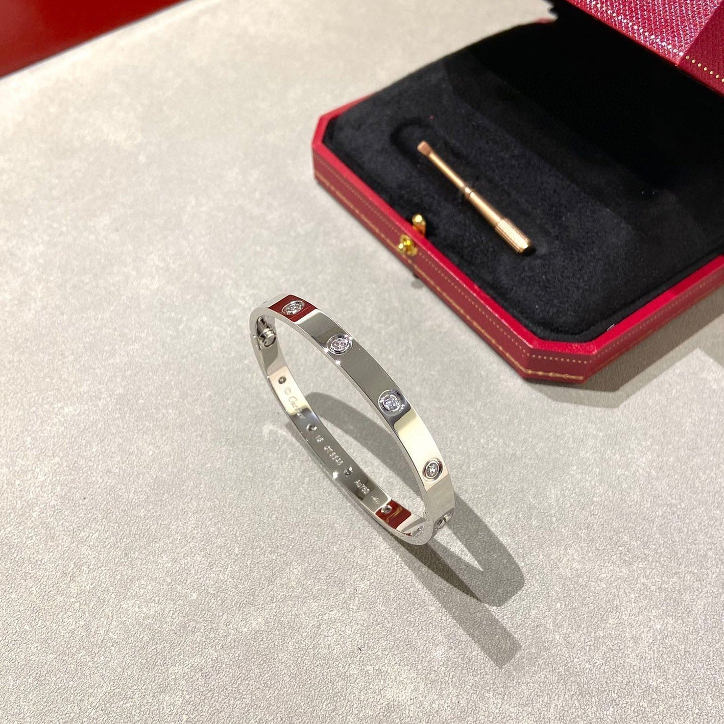 [Charm Aries Jewelry]LOVE BRACELET 6.1MM 10 DIAMONDS