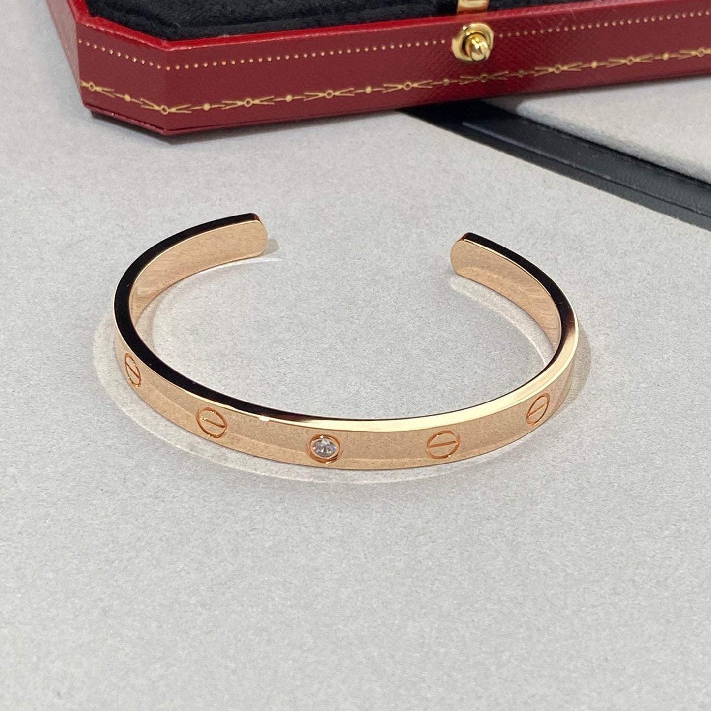 [Charm Aries Jewelry]LOVE BRACELET 6.1MM 1 DIAMOND OPEN CUFF