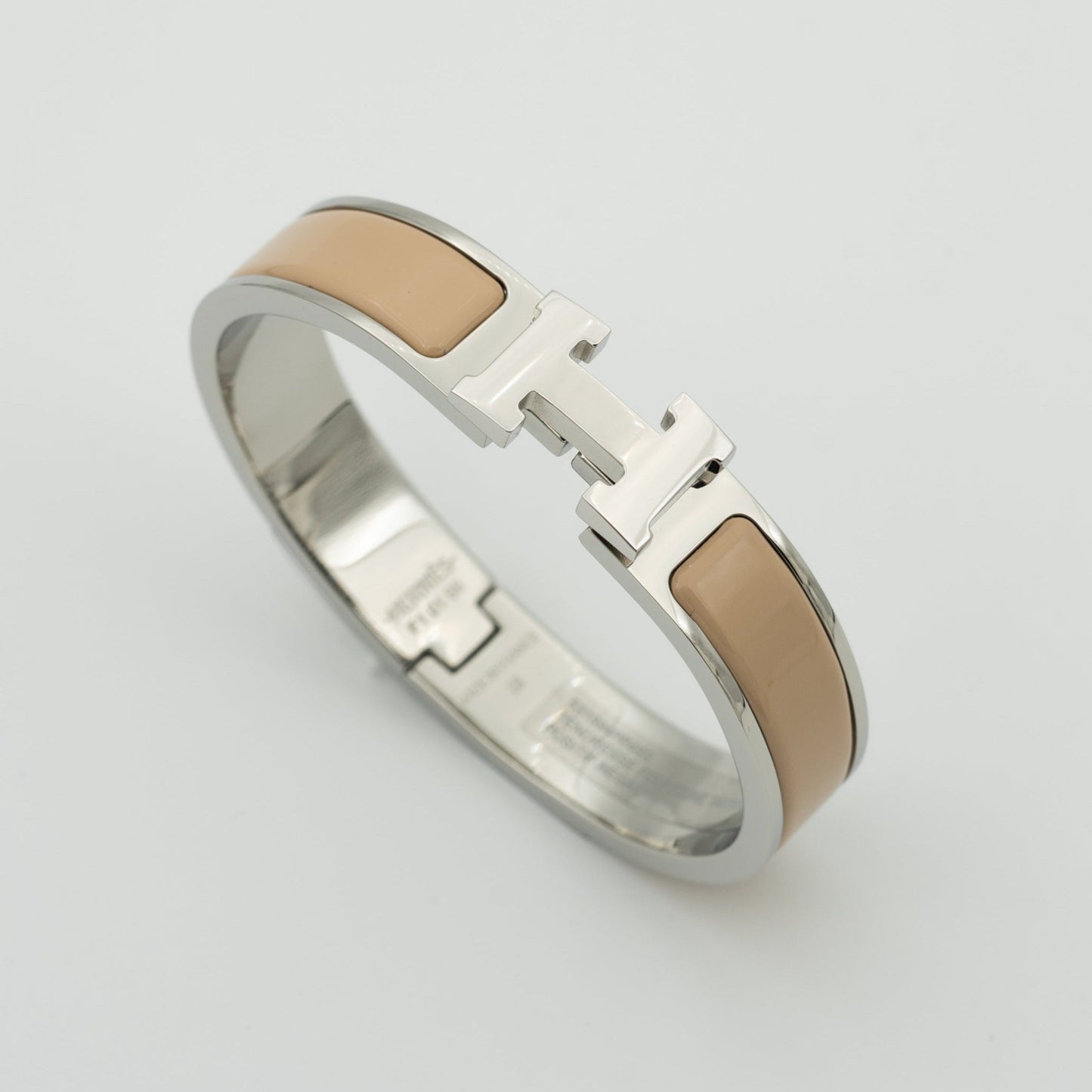 [Charm Aries Jewelry]H GREY BRACELET